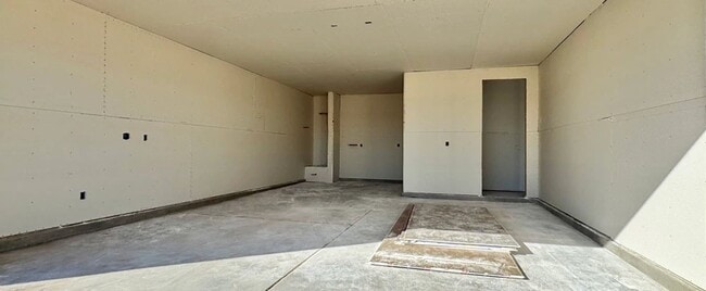 15720 W Camden Ave, Waddell, AZ 85355 - photo 4