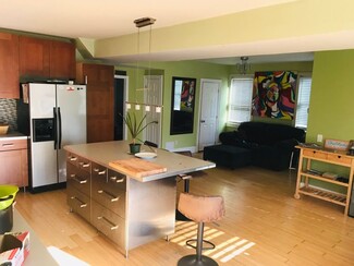 33 America St, Providence, RI 02903