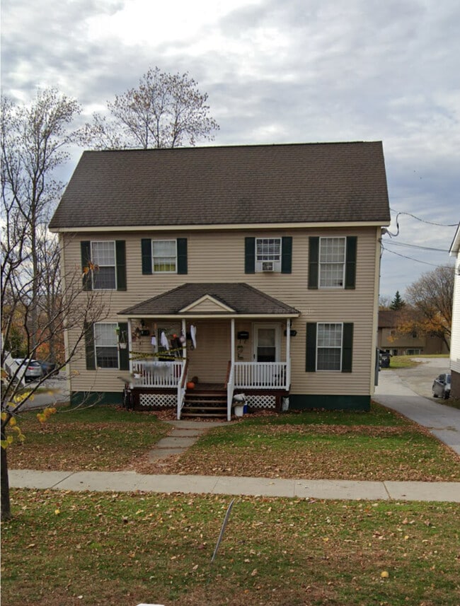 168 N Main St Unit 168-2 main st, Saint Albans, VT 05478