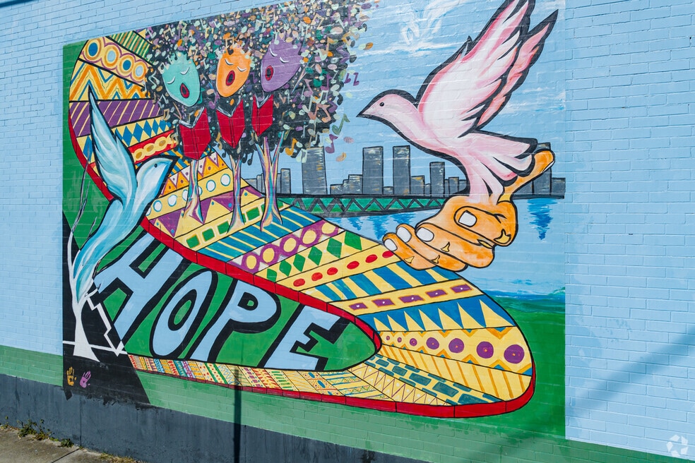 Neighborhood_Edgewood_091523