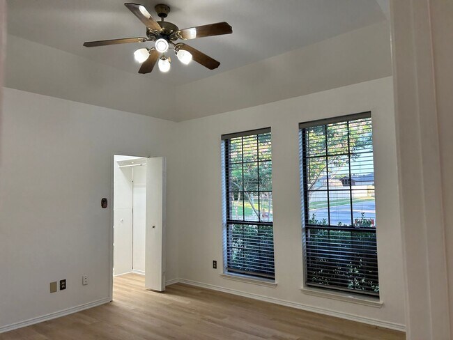 1007 Dandelion Dr, Mesquite, TX 75149 - photo 7