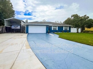 1653 Lagoon Place, Lakeland, FL 33803