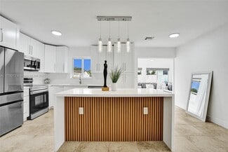 820 NE 8th St, Pompano Beach, FL 33060