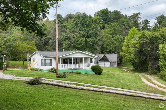 Bungalows dot the quiet hillsides of Luttrell, offering charm in East Tennessee’s countryside.