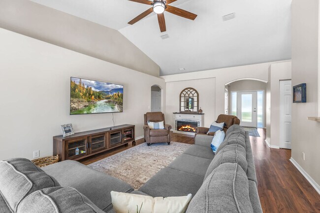 2860 S Courtenay Pkwy unit ID1066580P, Merritt Island, FL 32952 - photo 4