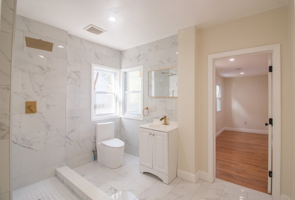 187-189 Littleton Ave unit 1, Newark, NJ 07103 - photo 1