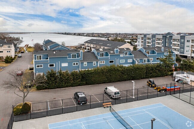 A waterfront condo offers a great alternative for living in Barnum Island.