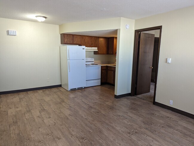 Meadowview Apartments, Marion, IA 52302 - photo 3