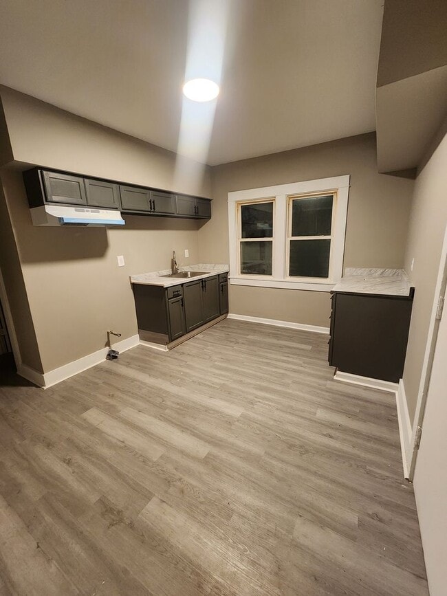 3407 N 22nd St Unit 3407A, Milwaukee, WI 53206