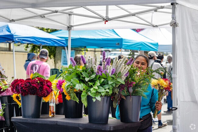 Sunday Morning Market in Aberdeen near Ontario has fresh flowers, produce and handmade items.