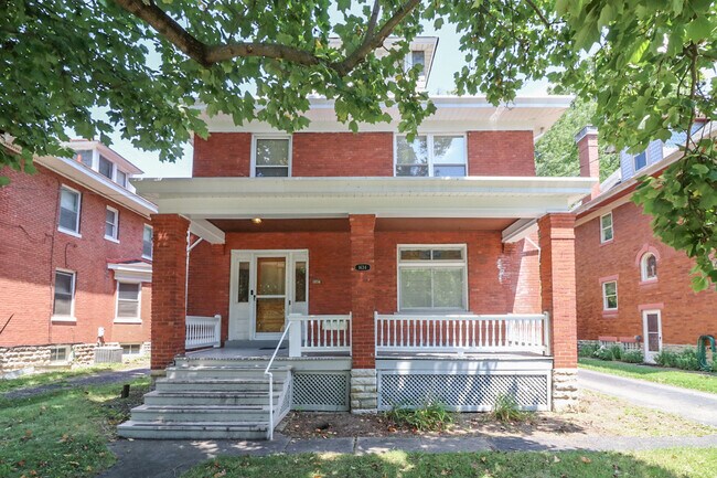 1634 Elkton Place unit 2, Cincinnati, OH 45224 - photo 2