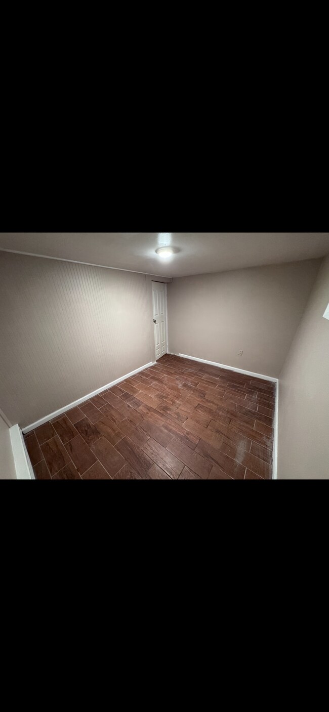 283 Linwood Ave, Paterson, NJ 07502 - photo 4