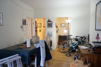 529 Beacon St, Boston, MA 02115