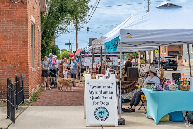 German Village Farmers Market is only 1.5 miles away from Vassor Village.