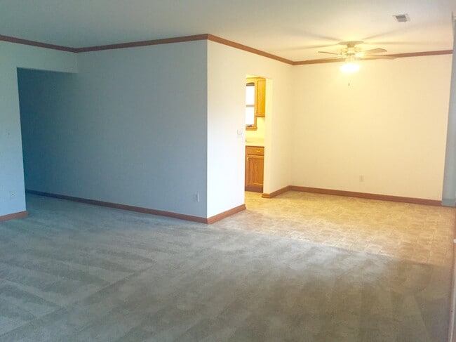 290 Lee Ct, Ferdinand, IN 47532 - photo 4