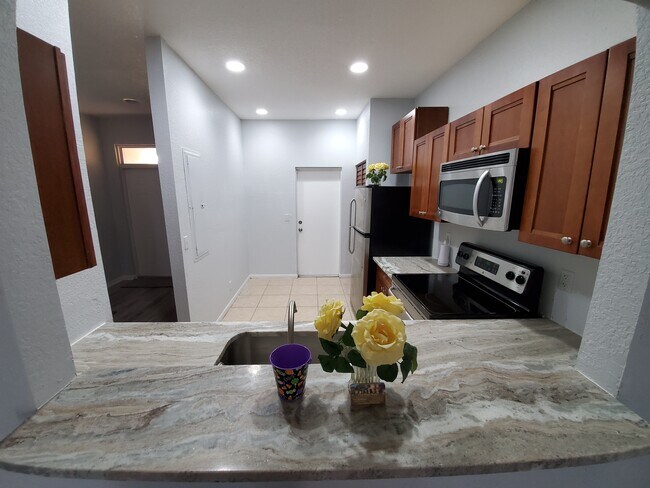 197 NW Eller St, Deerfield Beach, FL 33441 - photo 4