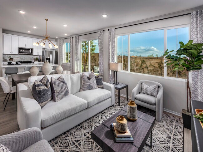 2014 Bergamot St unit 37077151, Redlands, CA 92374 - photo 4