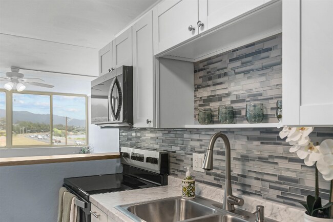 111 Kahului Beach Rd unit D328, Kahului, HI 96732 - photo 4