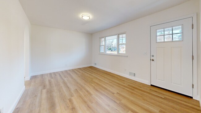 8 Norman Dr, Neptune, NJ 07753 - photo 3