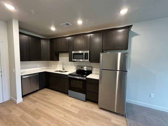 Beacon Cove, Lehi, UT 84043 - photo 2