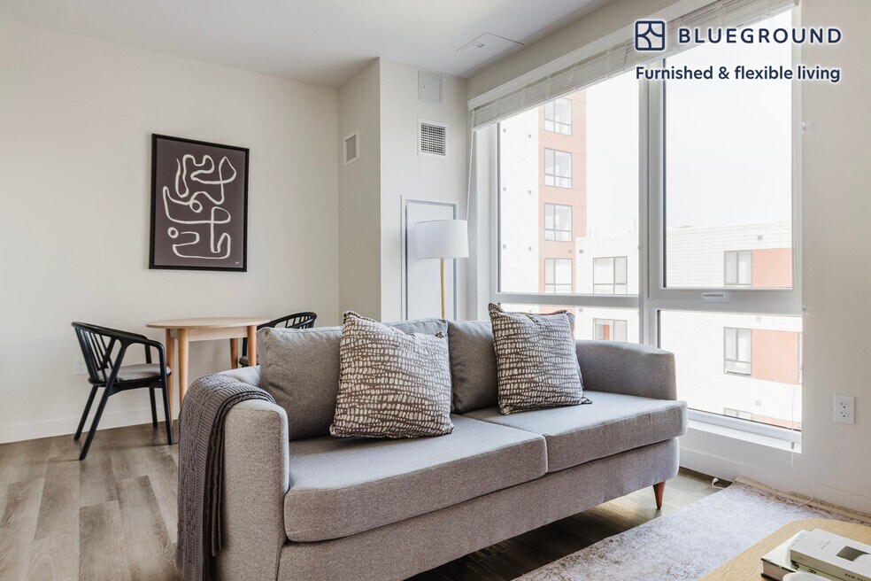 50 Salt St unit FL4-ID1098, Revere, MA 02151 - photo 1