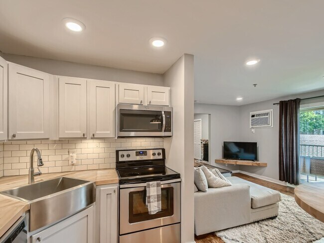 2100 Ridge Dr unit 21, St. Louis Park, MN 55416 - photo 4