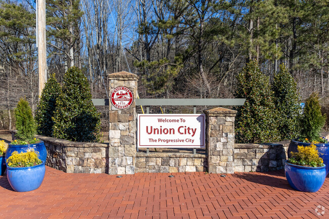 Union City, located in Fulton County, has a population of approximately 30,000 residents.