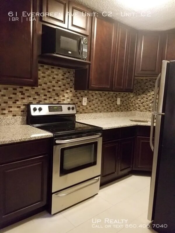 59-61 Evergreen Ave Unit 103, Hartford, CT 06105