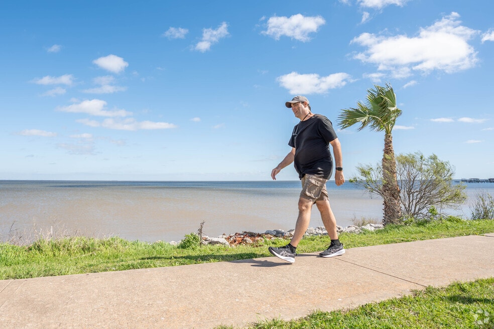 Neighborhood_Bacliff_v01_02162024