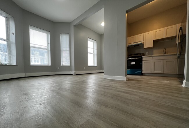 130 Warren St unit 3, Boston, MA 02119 - photo 3