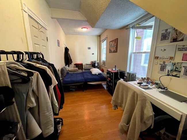 36 Cherokee St unit 3, Roxbury Crossing, MA 02120 - photo 2