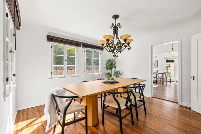 2327 Midvale Ave, Los Angeles, CA 90064 - photo 5