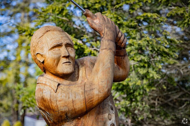 Multiple golf courses are enjoyed by locals in Stonycreek Township.
