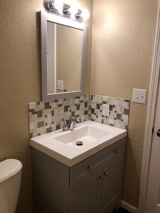 400 Maple St Unit 5, Energy, IL 62933
