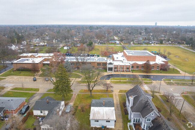 WM Hammerschmidt Elementary School has dozens of effective and excellent teachers and staff.
