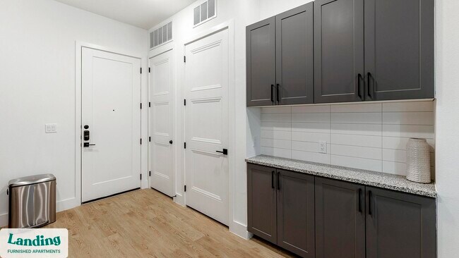 650 E Sycamore St unit 3319, Denton, TX 76201 - photo 5