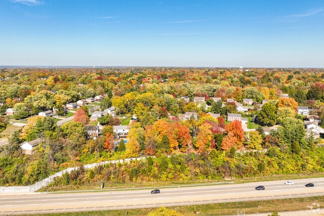 Coldstream is carved out behind Kellogg Road making it easy to access the interstate.