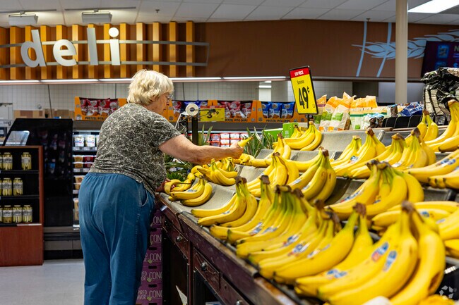 Locals can shop for groceries at Kroger northwest of the Health District.