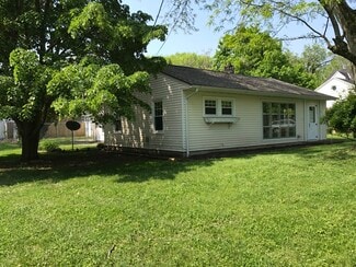 300 Heikes Ave, Dayton, OH 45405