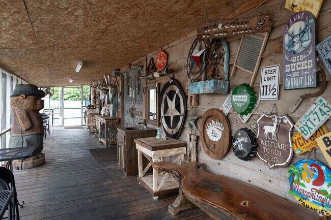 An adornments of wall art unique to The Original Willies Bar-B-Q located in Alamo.