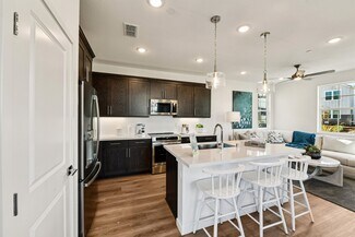 8655 Starburst Way Unit 37070720, Sacramento, CA 95823