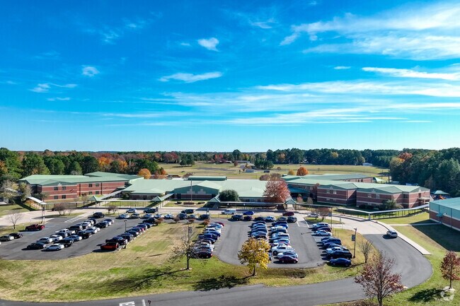 Mansfield Elementary and Middle School thrives by preparing learners for success.