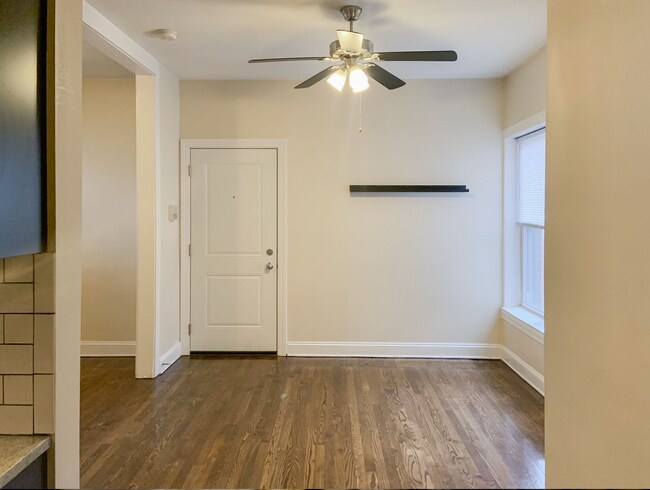 856 W Newport Ave unit 857- 3S, Chicago, IL 60657 - photo 3