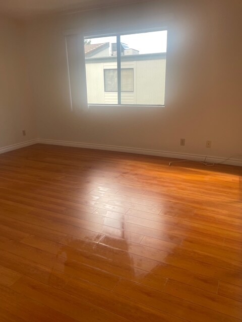 10512 Sunland Blvd, Sunland, CA 91040 - photo 5