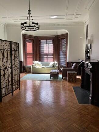 171 Beacon St Unit 1R, Boston, MA 02116