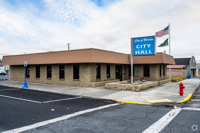 The downtown center of Warden is quiet, typical for a town of its size.