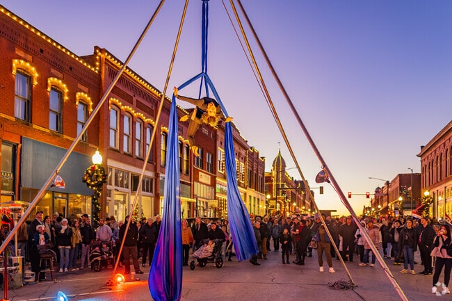 Cool street performance can be seen during the Victorian Walk Nights event in Guthrie.
