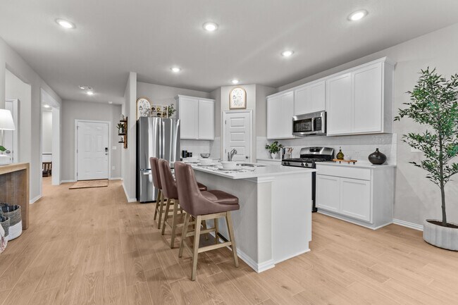 4800 Seadrift Dr unit 36465848, Austin, TX 78747 - photo 4