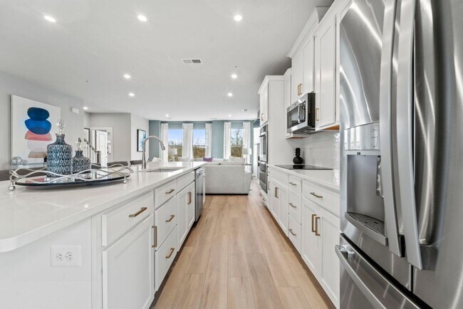 Potomac Shores - Riverbluff Overlook at Potomac Shores, Dumfries, VA 22026 - photo 5