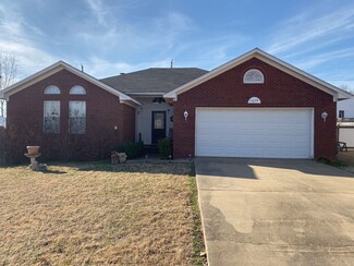 1019 N Daisy St, Greenwood, AR 72936
